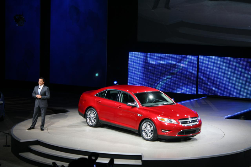 Illustration for article titled 2010 Ford Taurus: A Flagship Returns